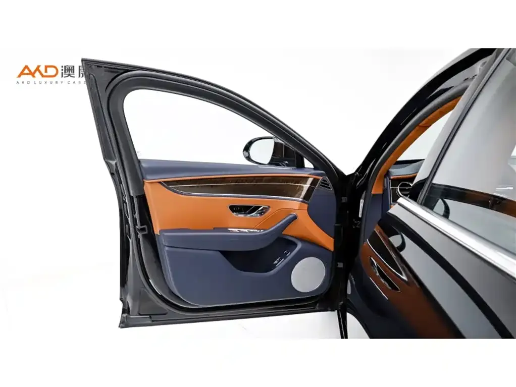 Bentley Flying Spur 2021 из CN, фото 2