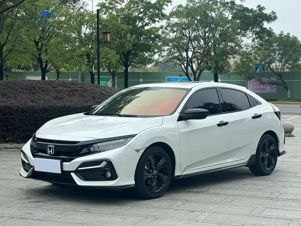 Honda Civic — фото 1