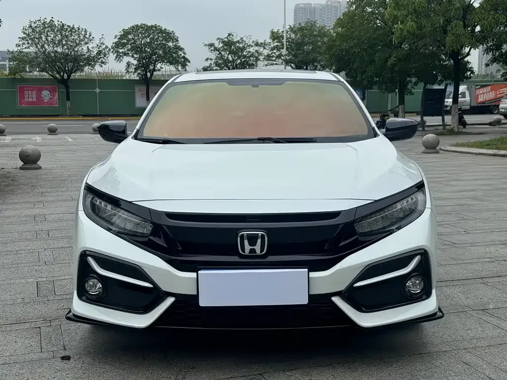 Honda Civic — фото 8