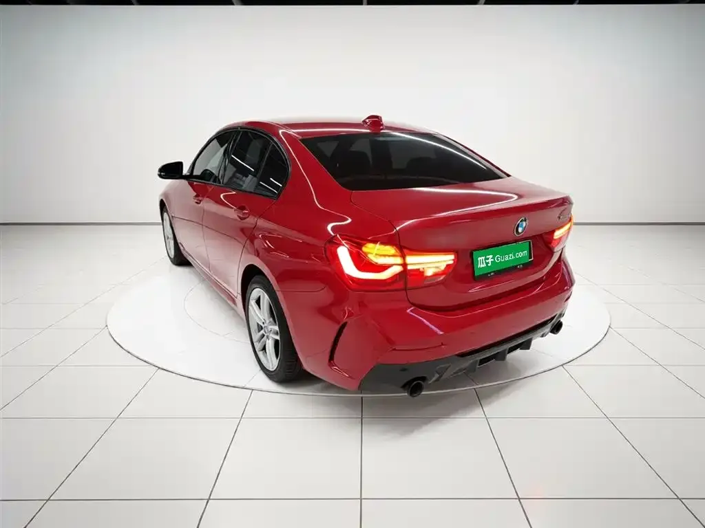 BMW 1 Series 2021 из CN, фото 4