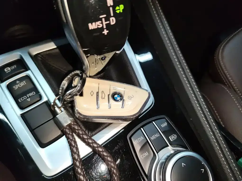 BMW 1 Series 2021 из CN, фото 8