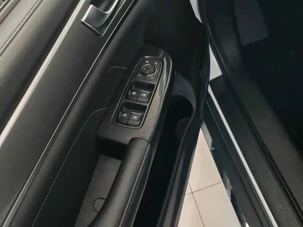 Haval M6 2022 из CN, фото 3