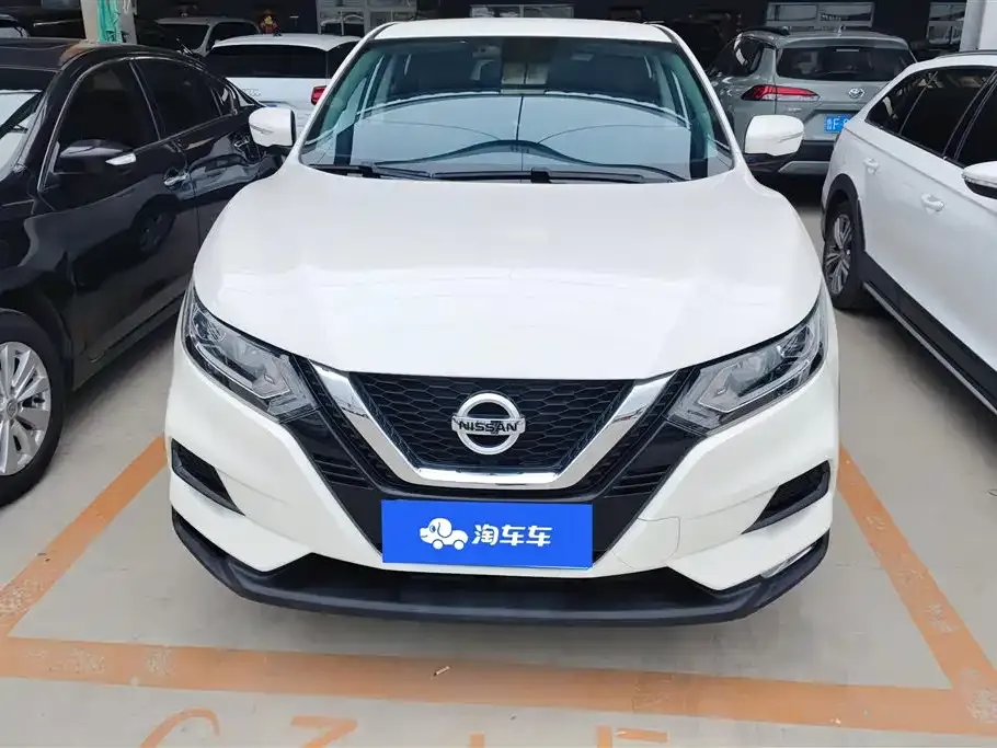 Nissan Qashqai — фото 9