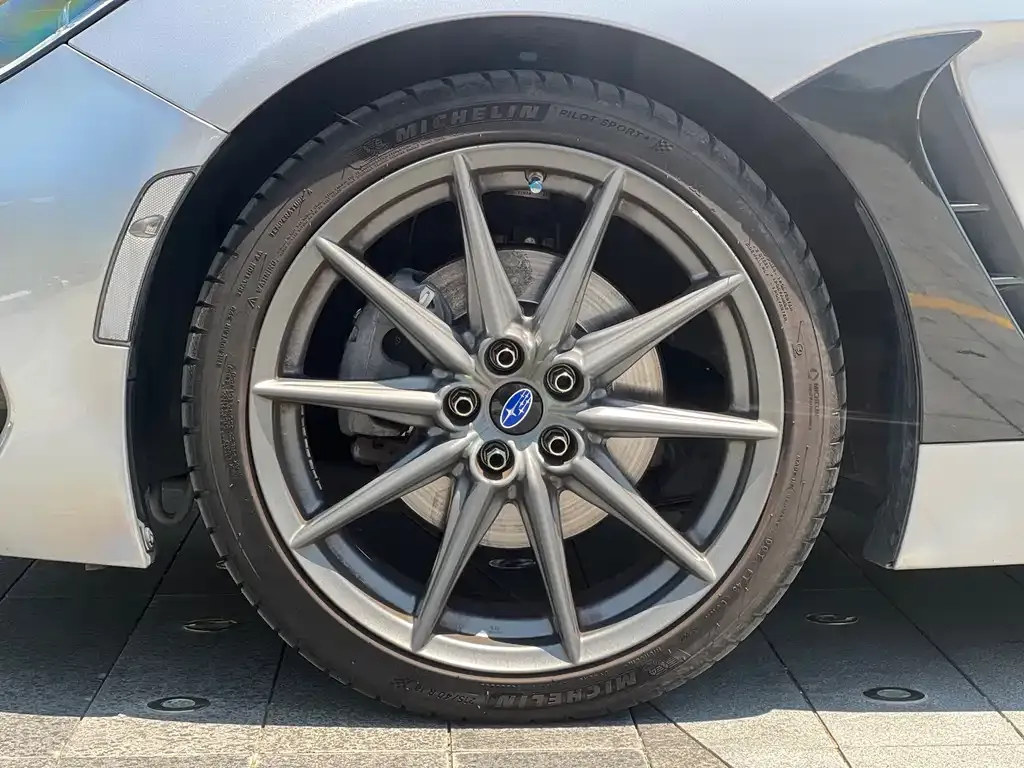 Subaru BRZ 2023 из CN, фото 6