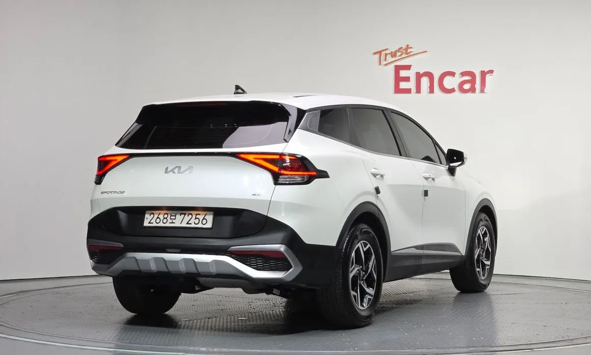 Kia Sportage — фото 6