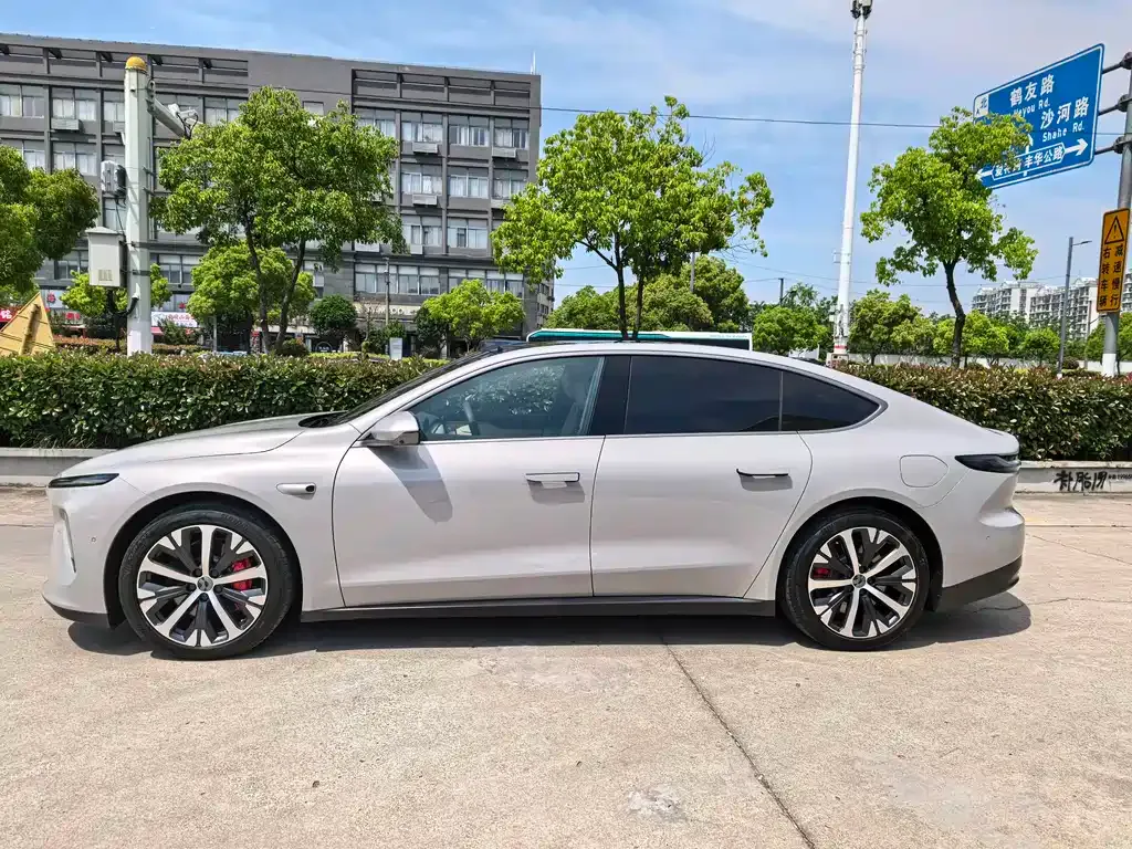 NIO ET7 — фото 8