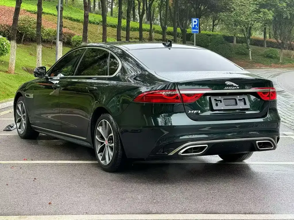 Jaguar XFL — фото 4