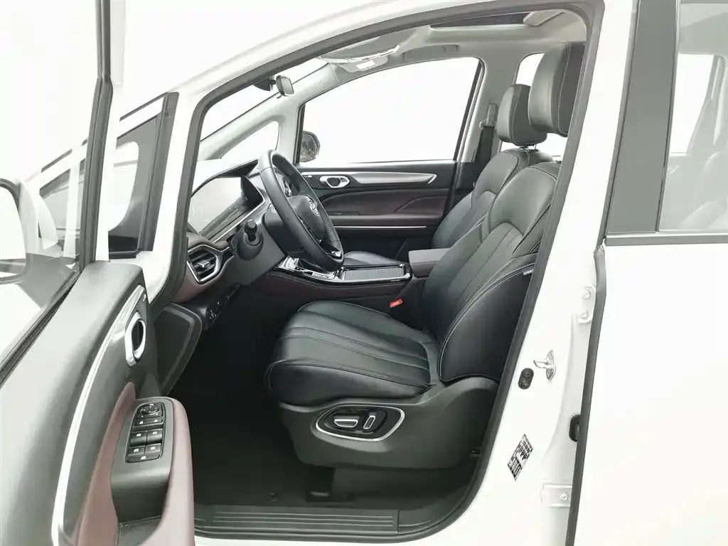 GAC Motor Trumpchi M6 2024 из CN, фото 6