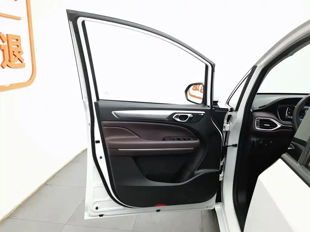 GAC Motor Trumpchi M6 2024 из CN, фото 5