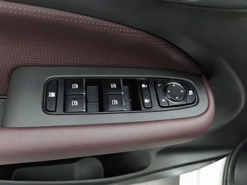 GAC Motor Trumpchi M6 2024 из CN, фото 4