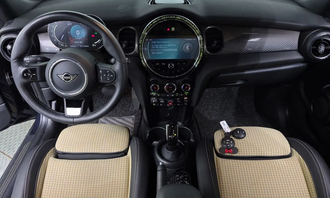 Mini Cooper 2023 из KR, фото 10