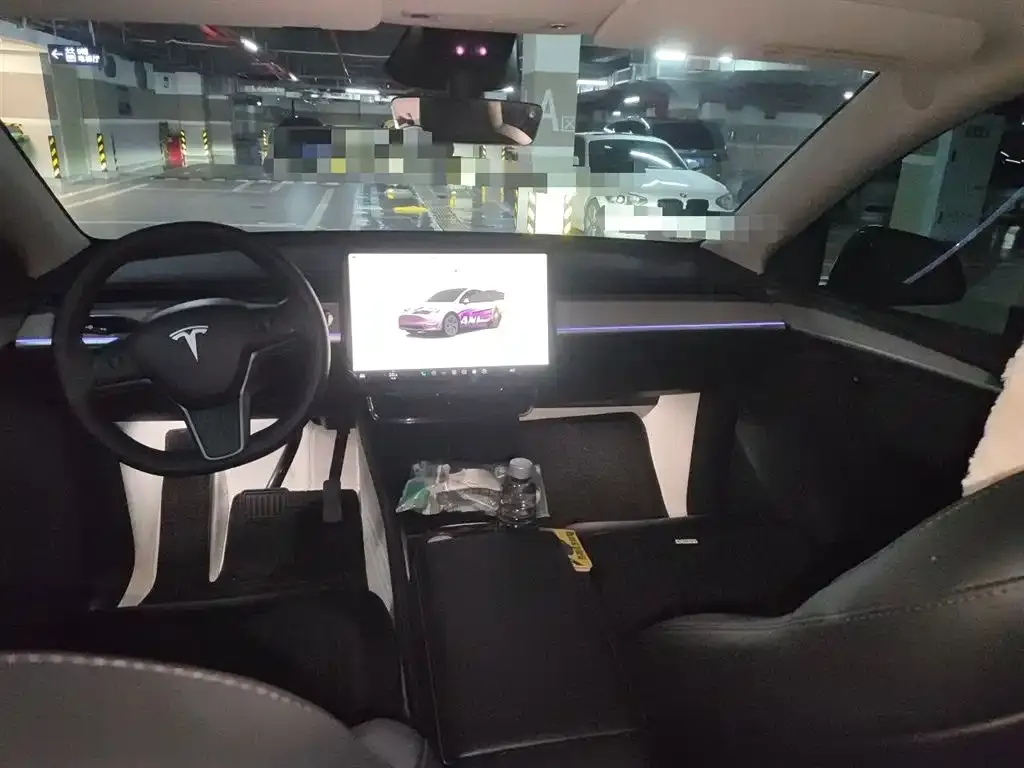 Tesla Model Y — фото 2