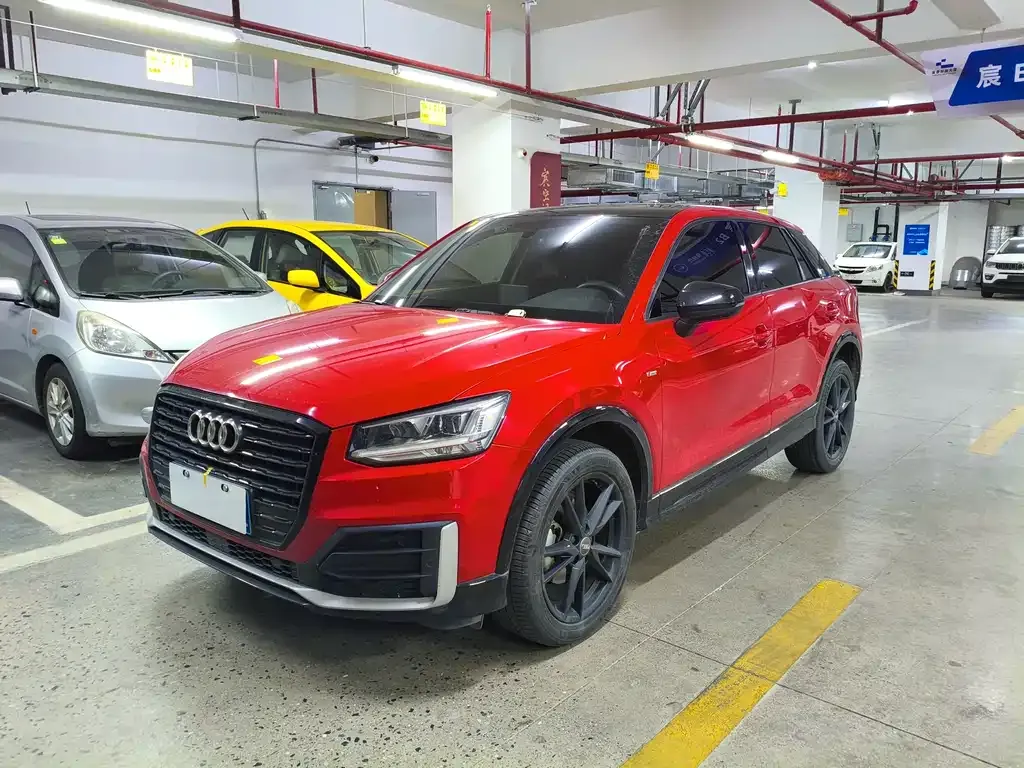 Audi Q2L