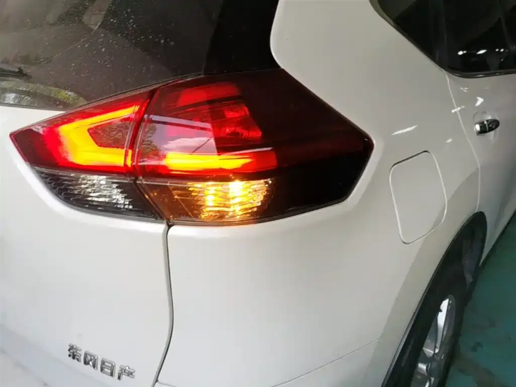 Nissan X-Trail 2021 из CN, фото 2
