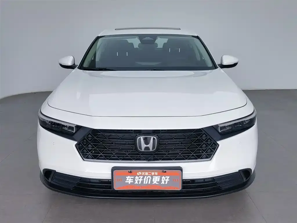 Honda Accord — фото 6