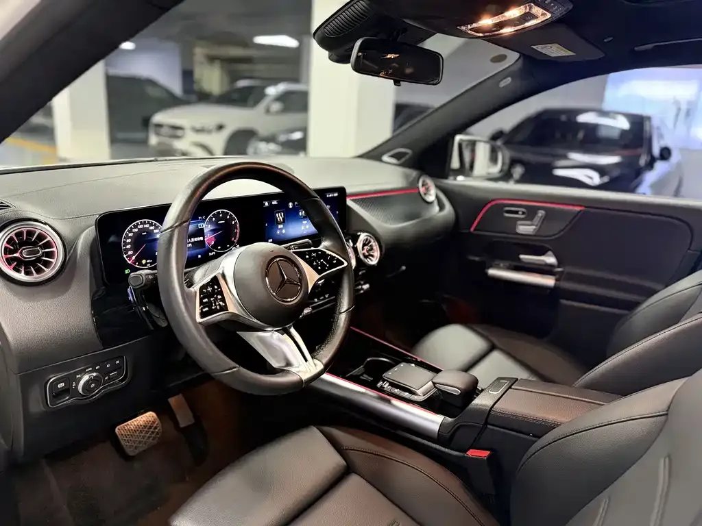 Mercedes-Benz GLA — фото 5