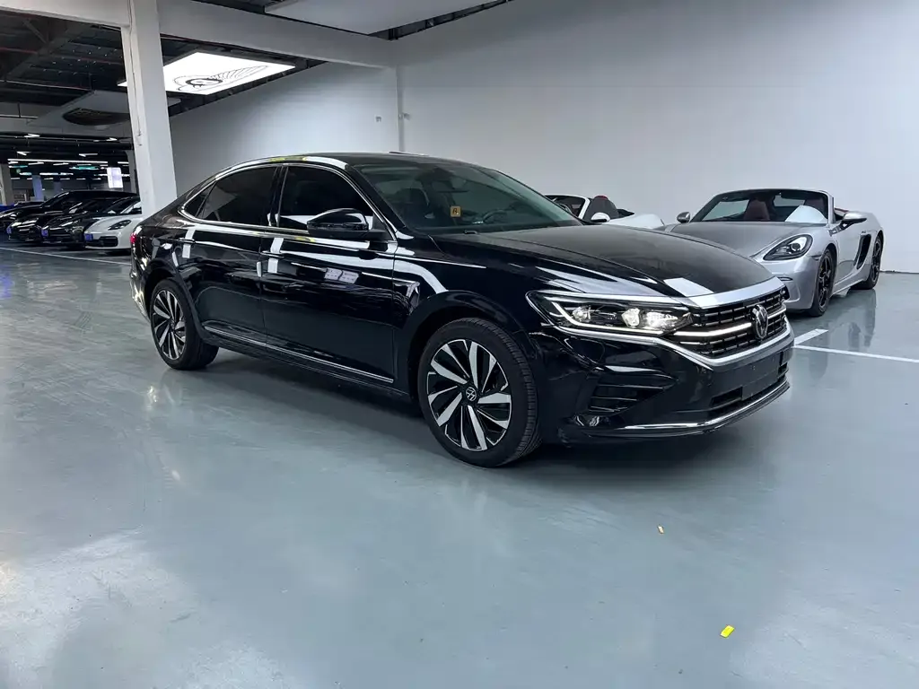 Volkswagen Passat — фото 3