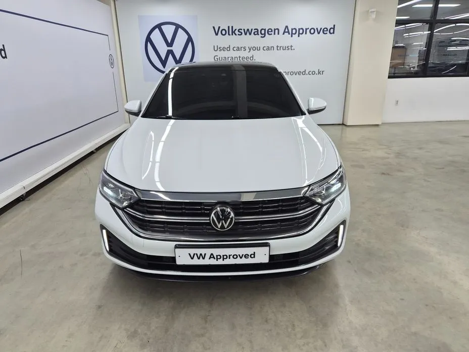Volkswagen Jetta — фото 5