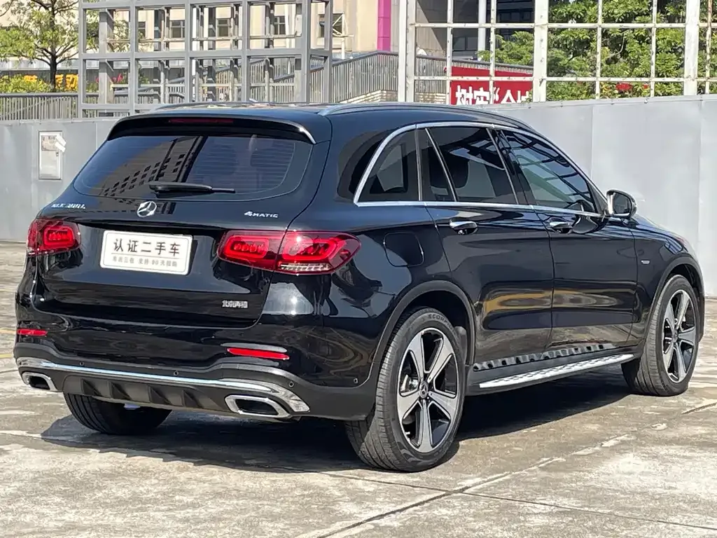 Mercedes-Benz GLC — фото 10