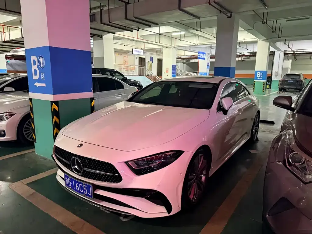 Mercedes-Benz CLS — фото 1