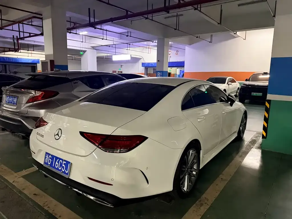 Mercedes-Benz CLS — фото 7