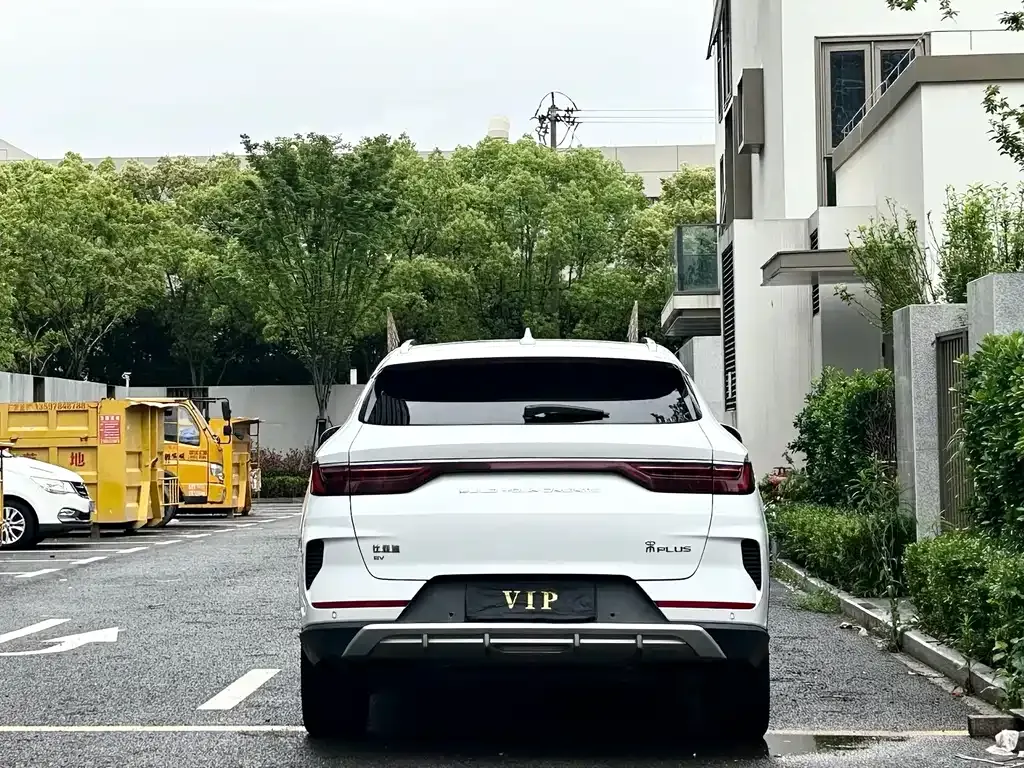 BYD PLUS New Energy — фото 8