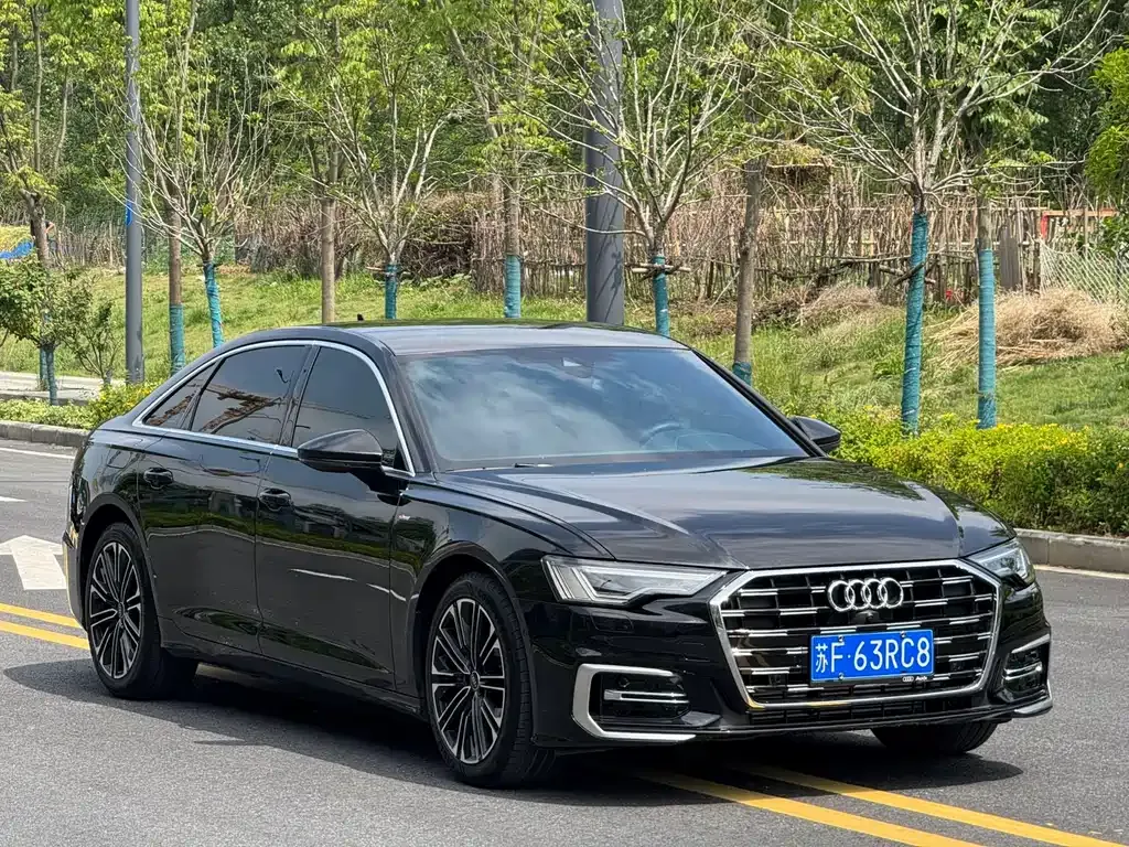 Audi A6L — фото 10