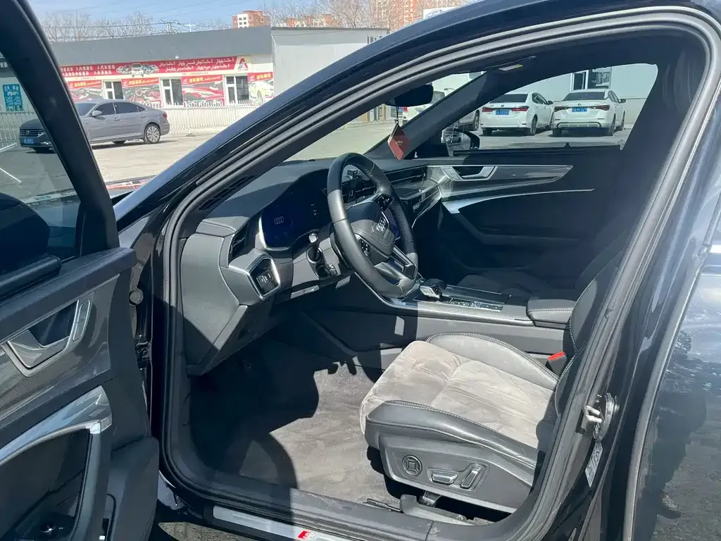 Audi A6L New Energy 2022 из CN, фото 4