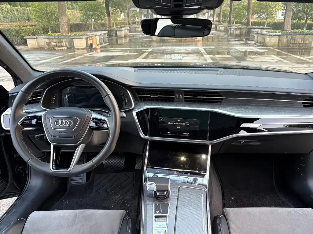 Audi A6L — фото 9