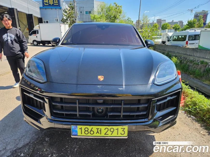 Porsche Cayenne 2025 из KR, фото 4