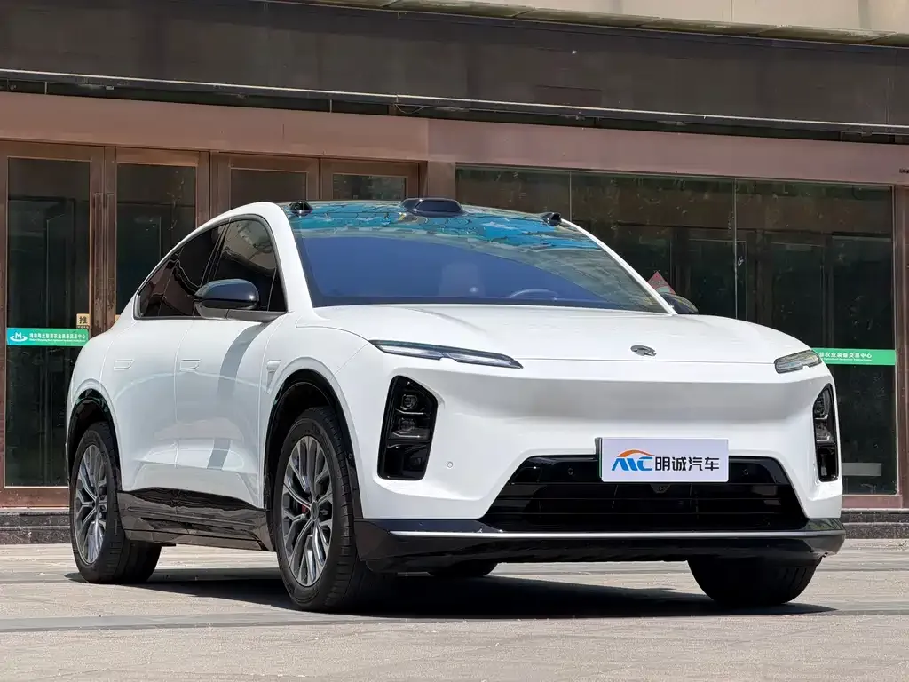 NIO EC6 — фото 10