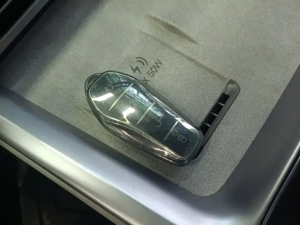 BYD Seal 07 DM-i 2025 из CN, фото 9