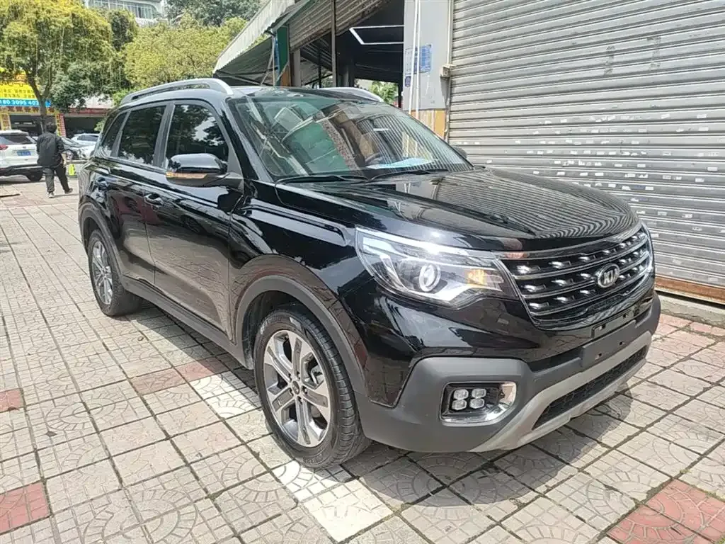 Kia Sportage — фото 7