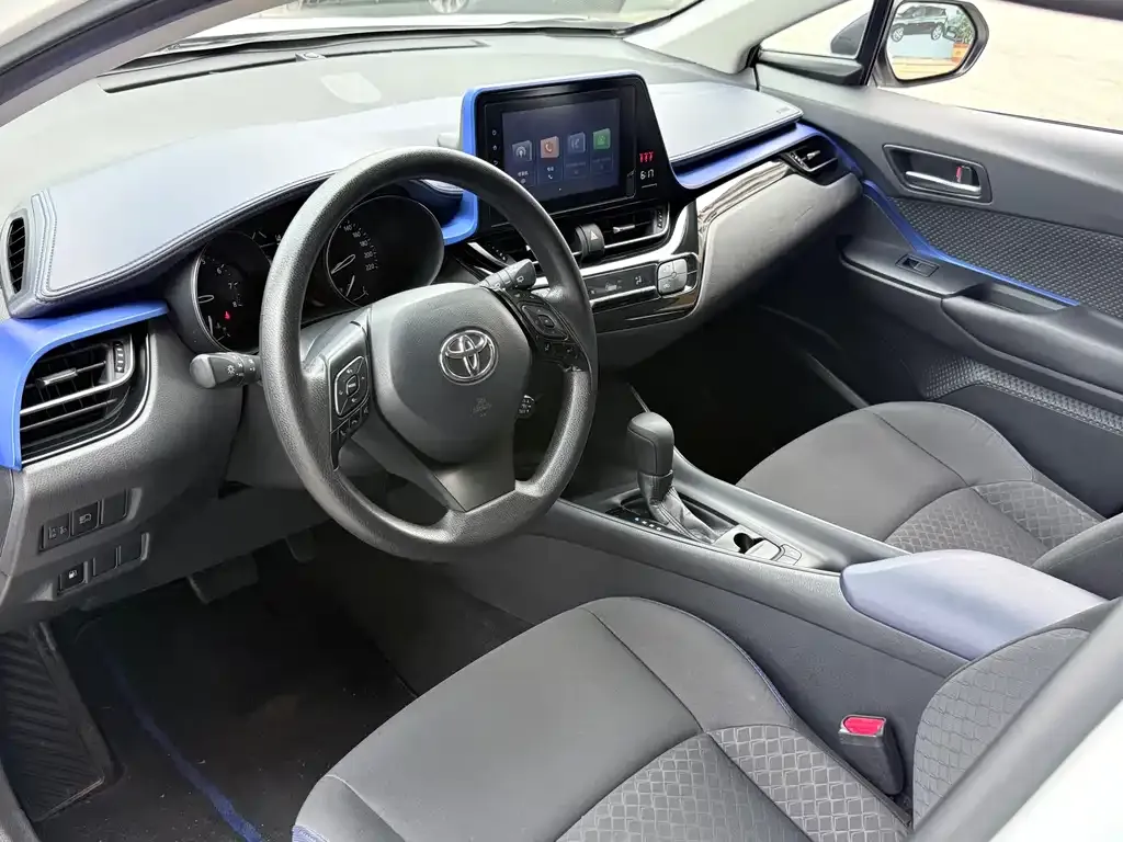 Toyota C-HR 2023 из CN, фото 9