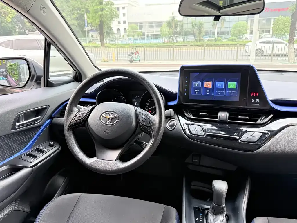 Toyota C-HR 2023 из CN, фото 6