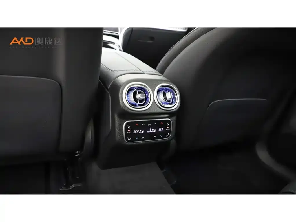 Mercedes-Benz GLC 2024 из CN, фото 2