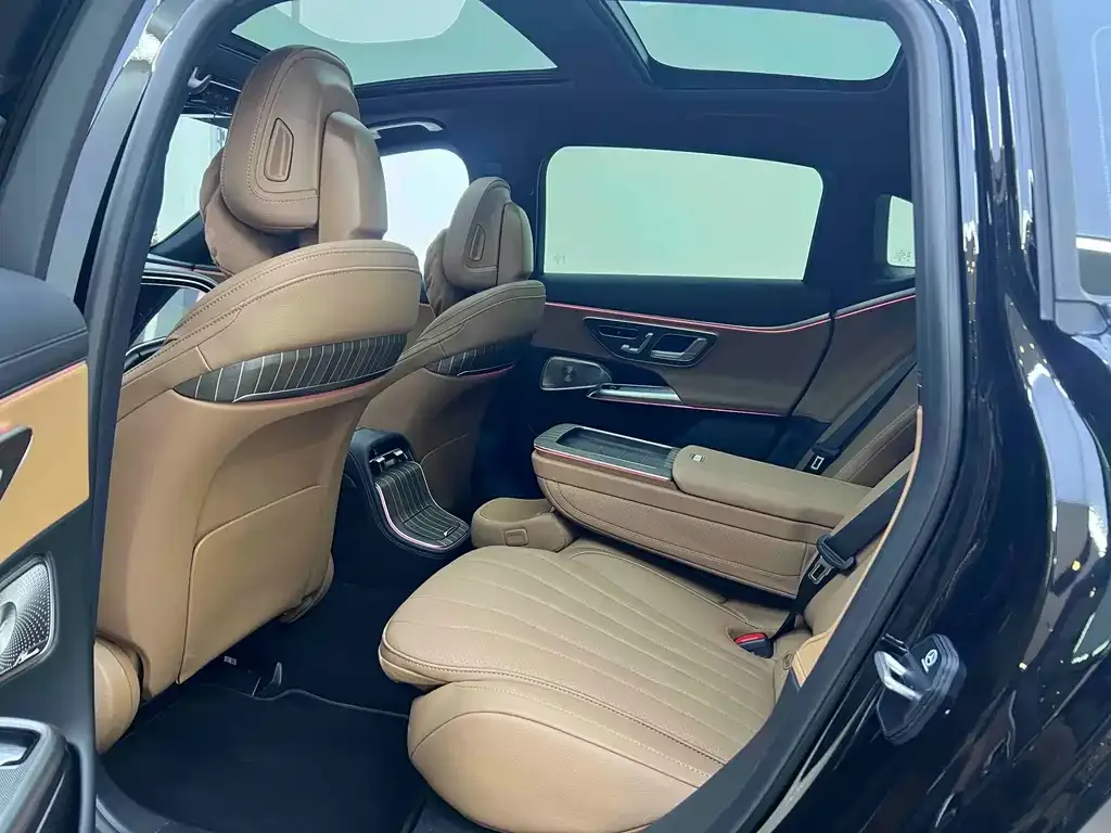 Mercedes-Benz E-Class 2025 из CN, фото 10