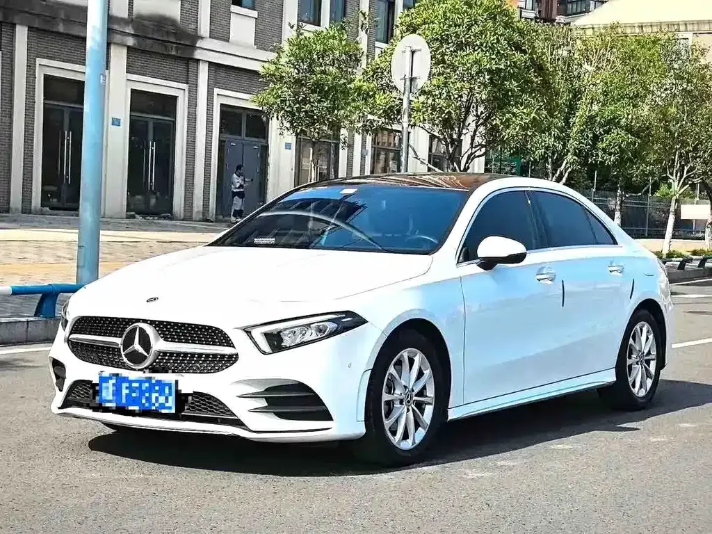 Mercedes-Benz A-Class — фото 9