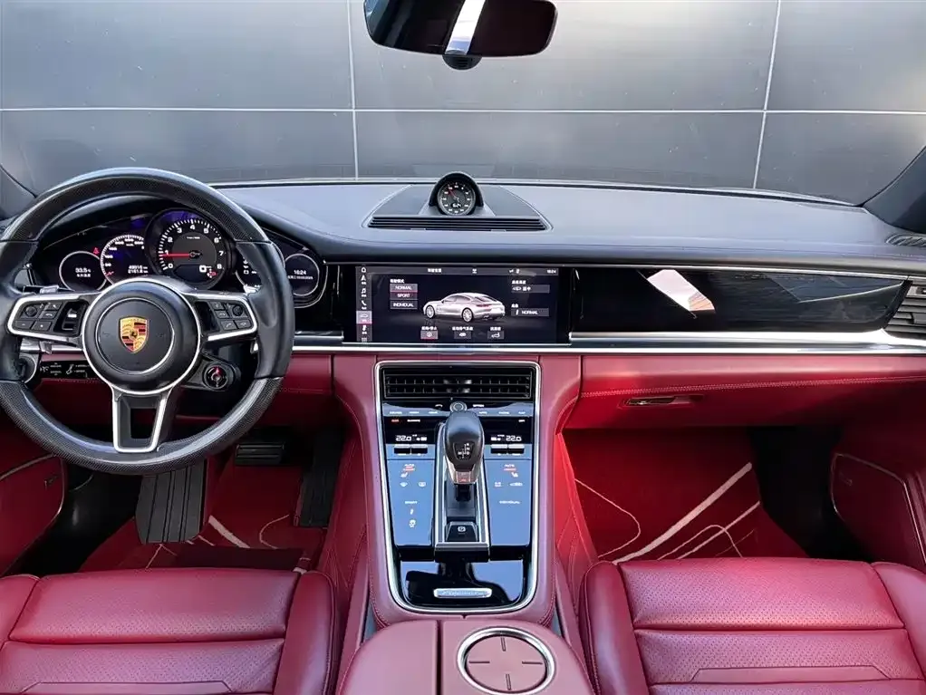 Porsche Panamera — фото 10