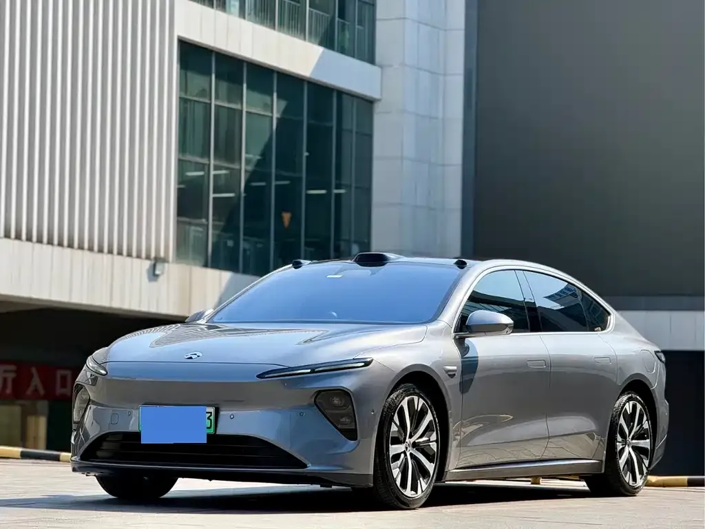 NIO ET7