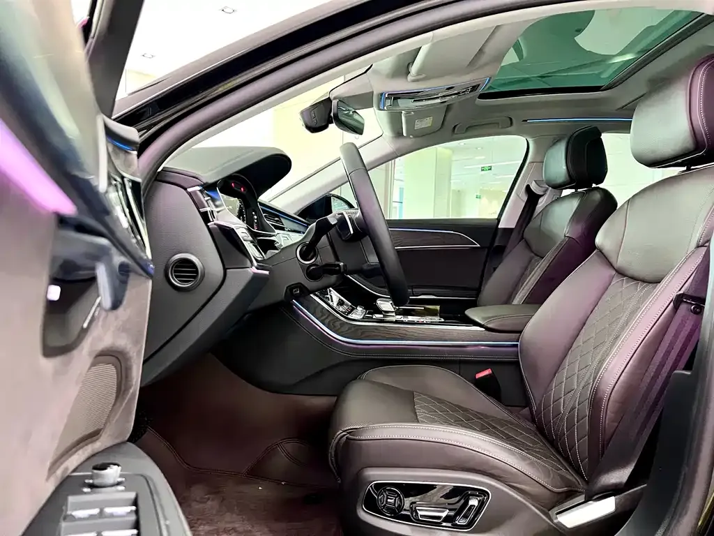 Audi A8 2024 из CN, фото 6