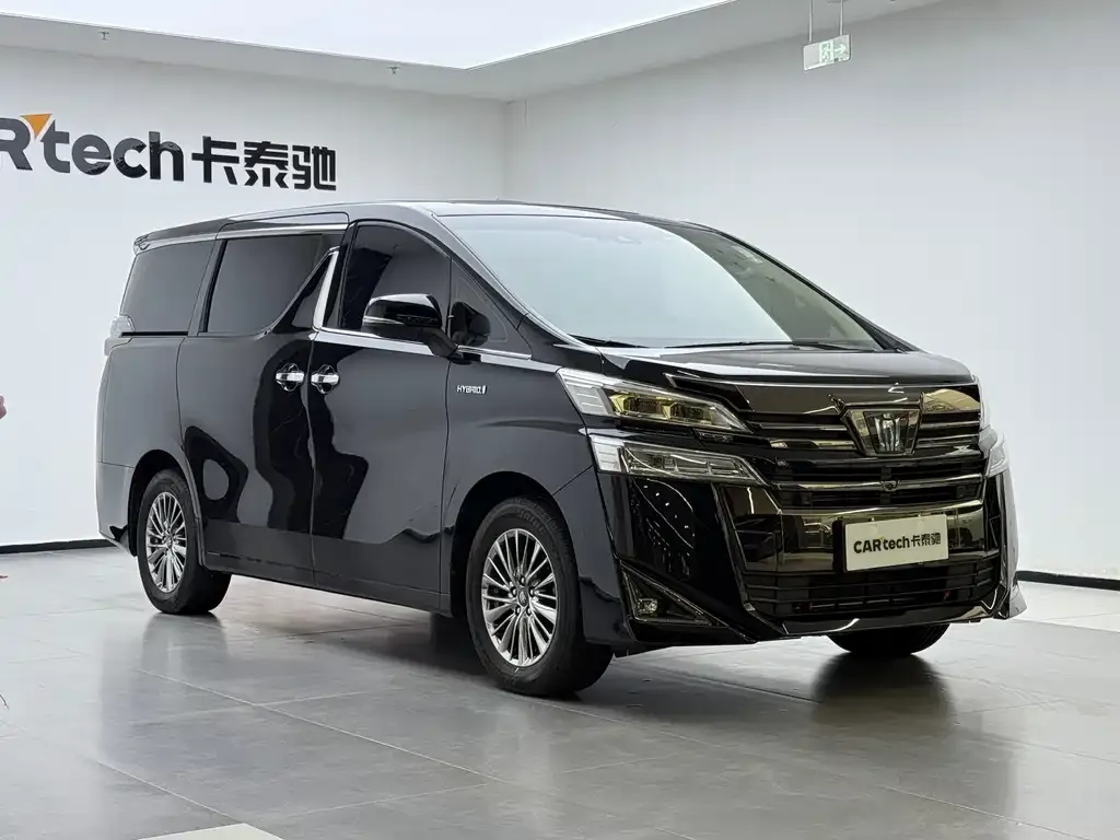 Toyota Vellfire — фото 10