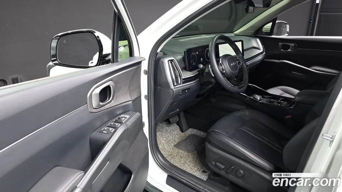 Kia Sorento — фото 9