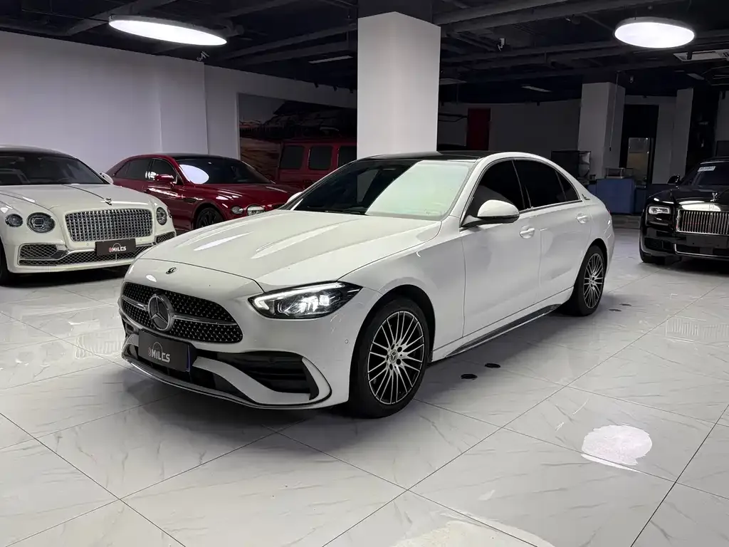 Mercedes-Benz C-Class — фото 1