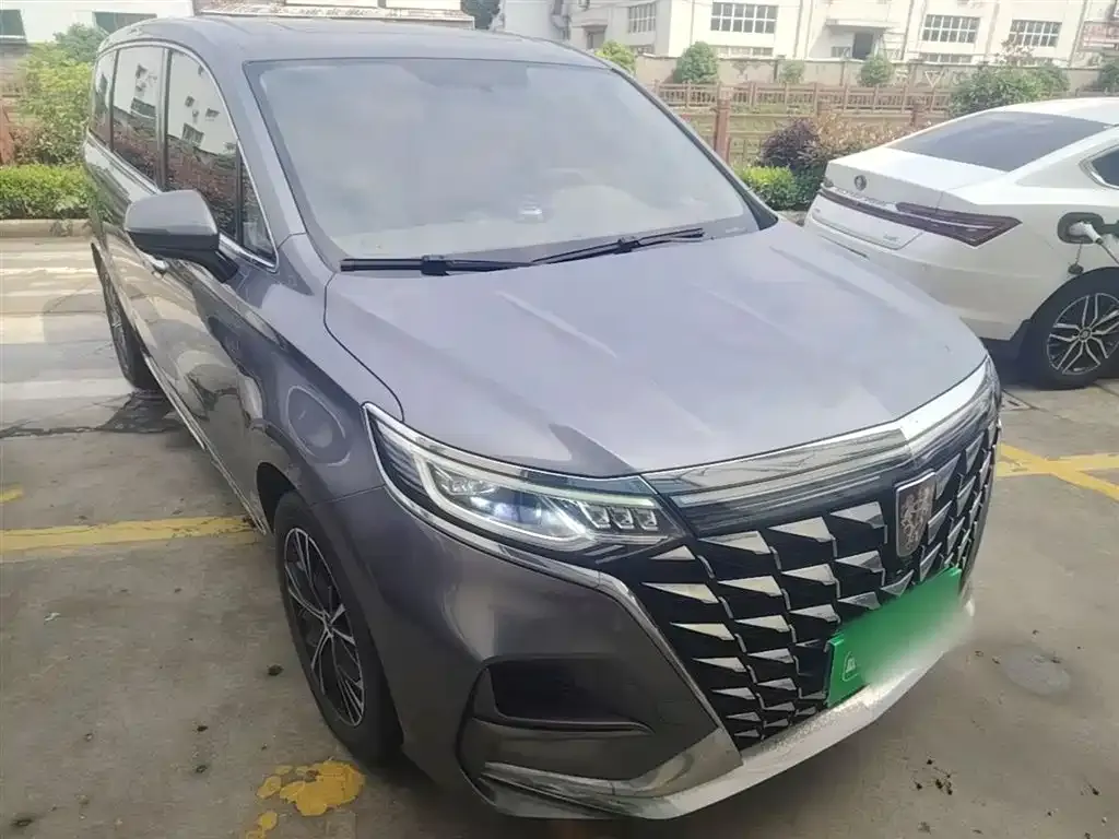 Roewe iMAX8 2023 из CN, фото 7