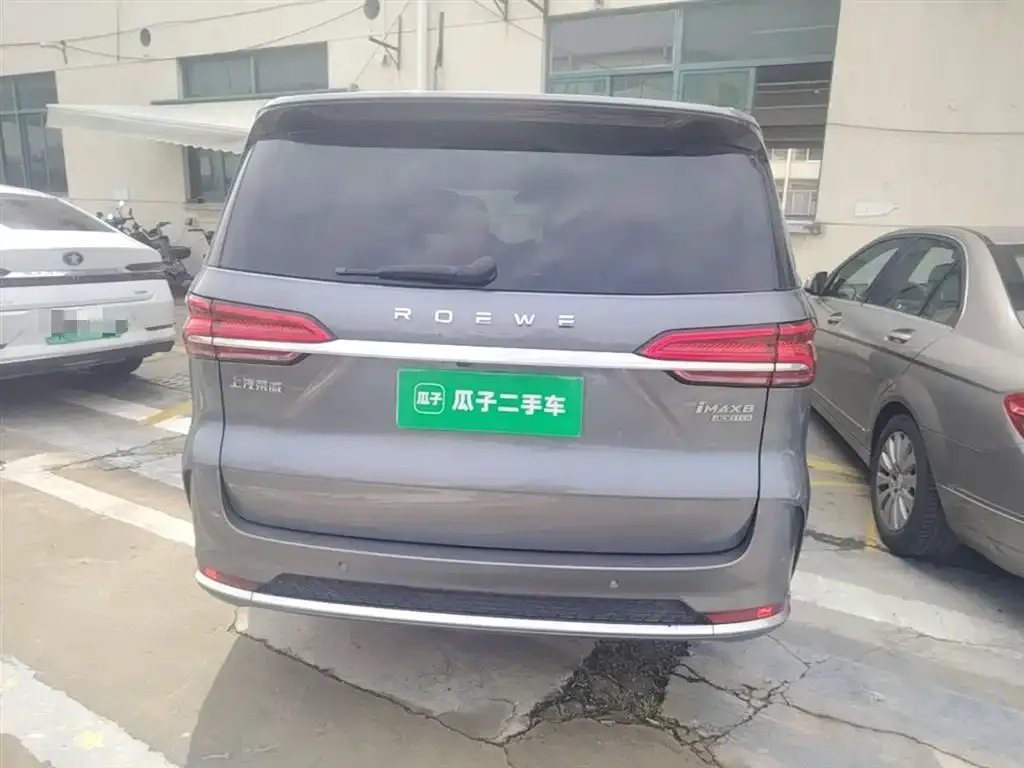 Roewe iMAX8 2023 из CN, фото 3