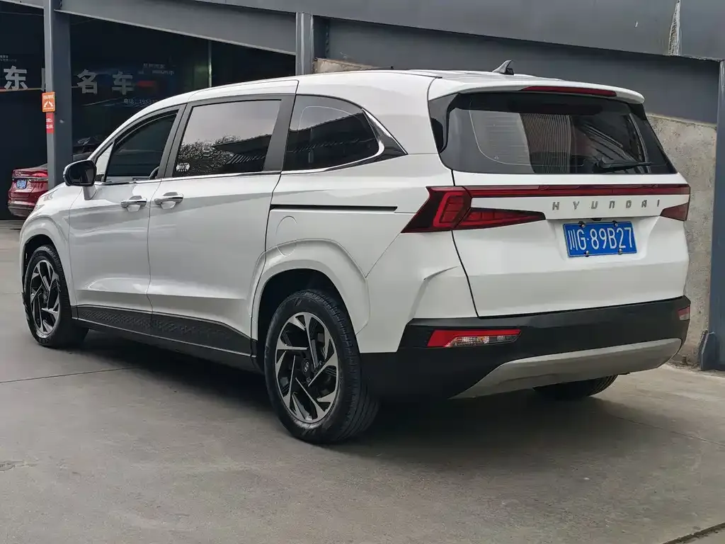 Hyundai Custo — фото 3