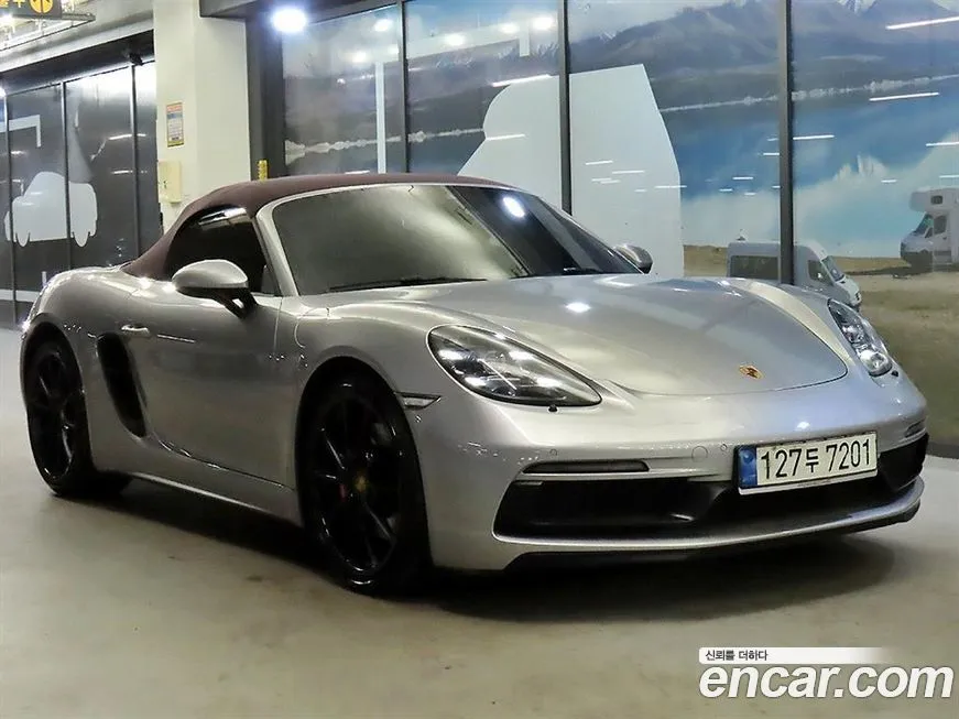 Porsche 718