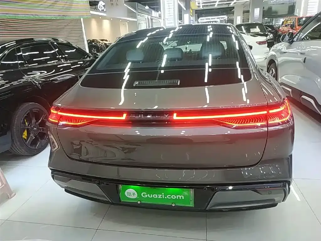 Geely Galaxy E8 2024 из CN, фото 9