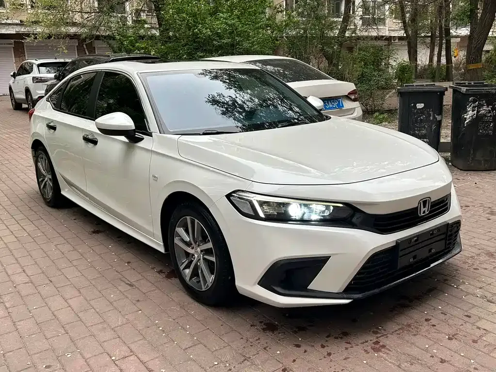 Honda Civic — фото 8